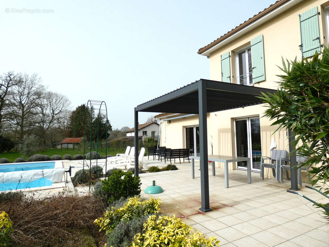 Maison à CHAMBORET