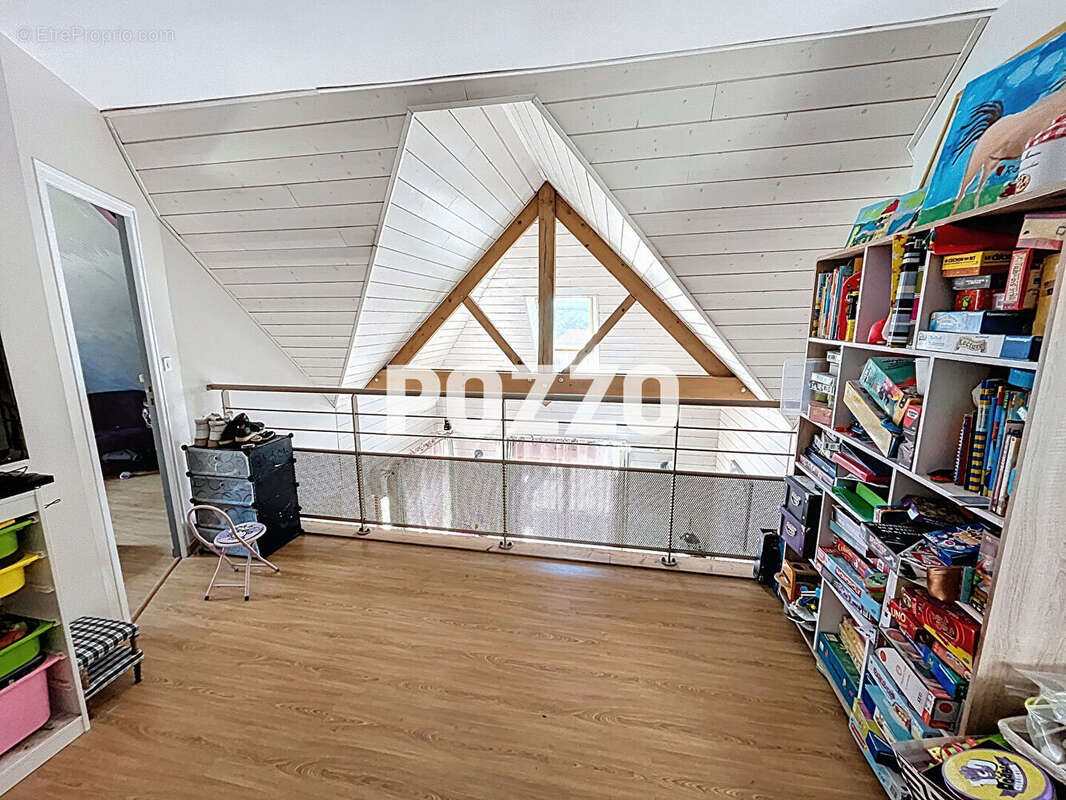 Maison à LES LOGES-MARCHIS