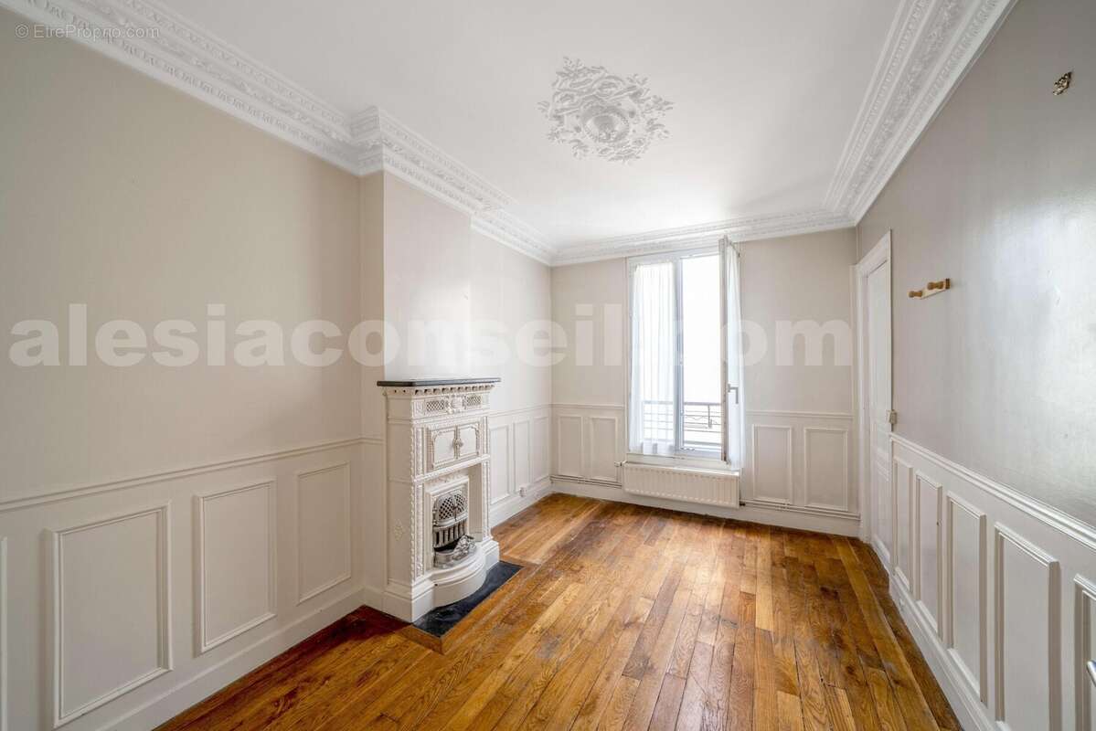 Photo n°9 - Appartement à PARIS-14E