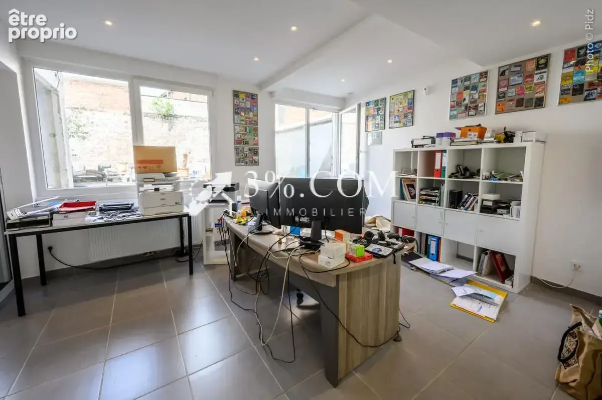 Ensemble Immobilier / Bureaux / Entrepôt  / 1 300 M2 - photo 5