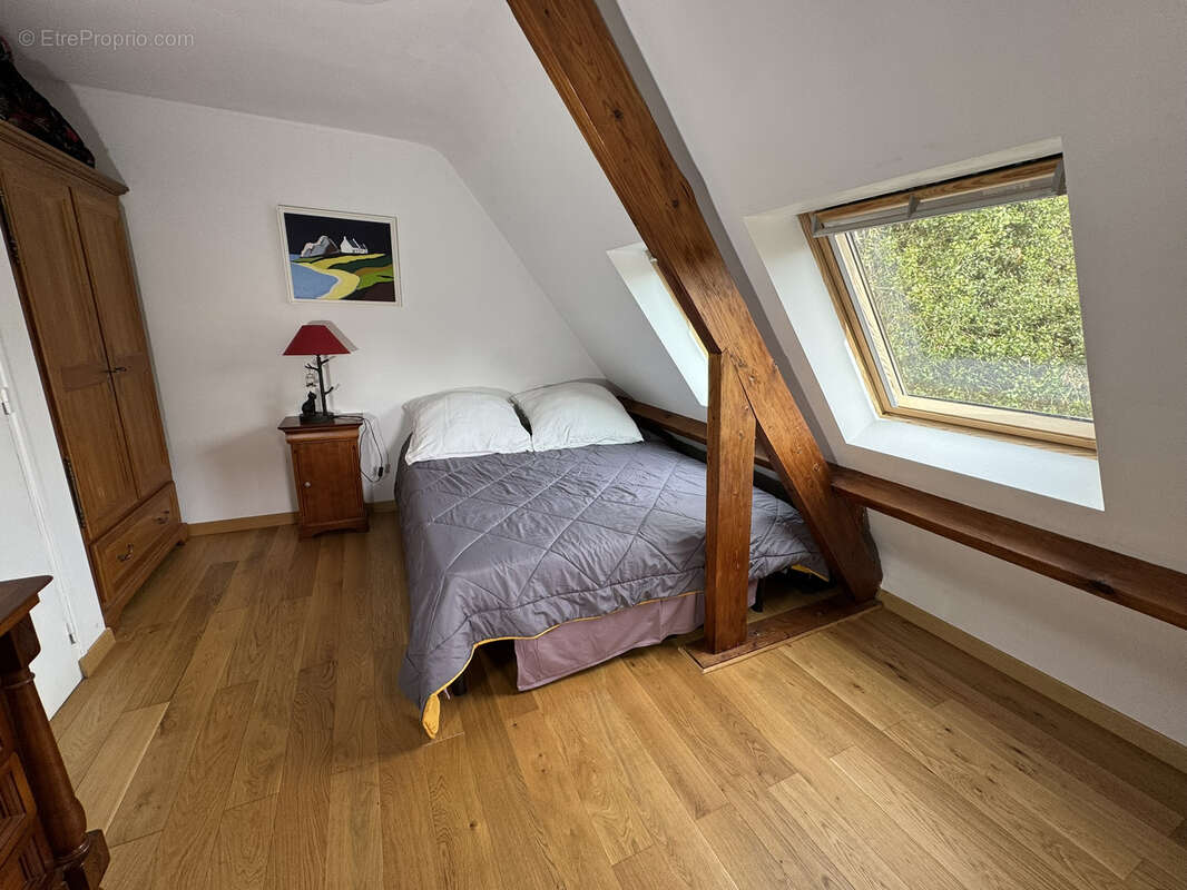 Maison à EQUEMAUVILLE