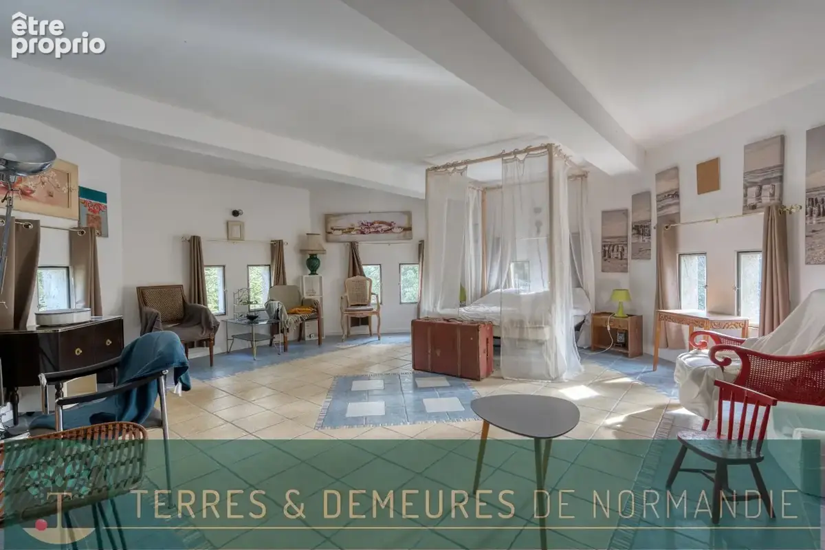 Domaine historique en normandie  château xviie & dépendances  4,5 hectares - photo 20