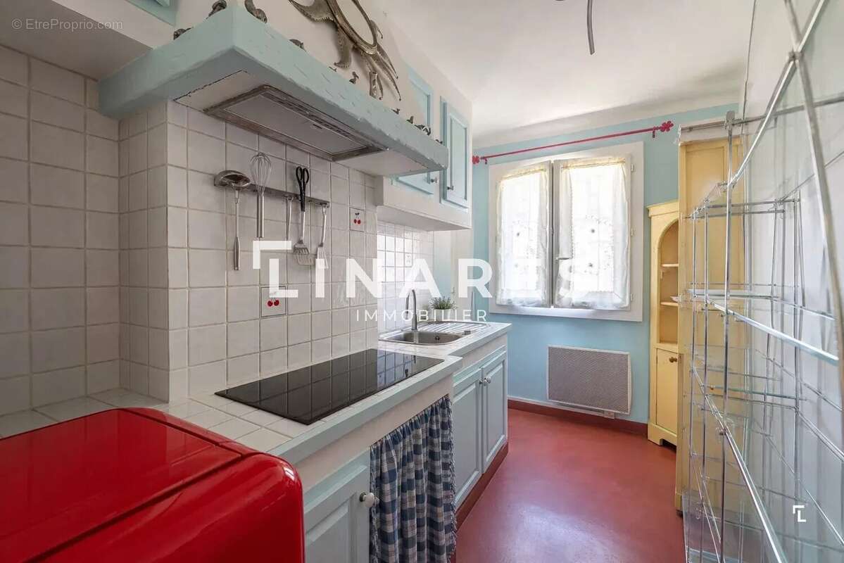 Appartement à MARSEILLE-7E