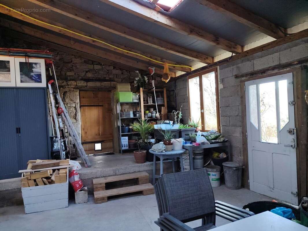 Maison à LA BASSE-VAIVRE