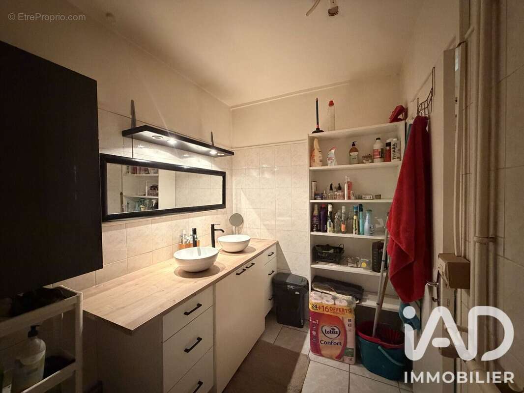 Photo 8 - Appartement à MARSEILLE-15E