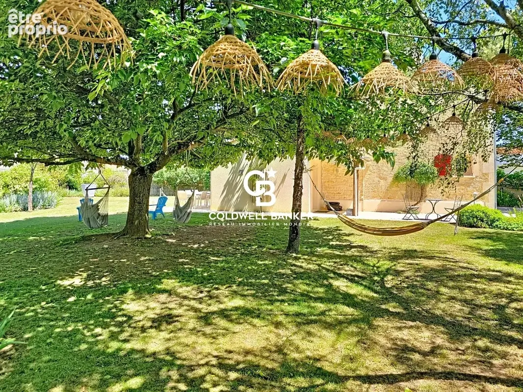 Belle propriété de charme avec jardin et dépendances à Thiré - photo 17