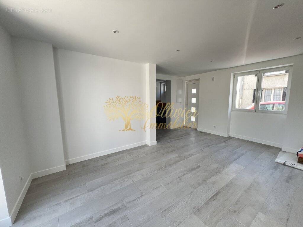 Maison à CHAMPIGNY-SUR-MARNE