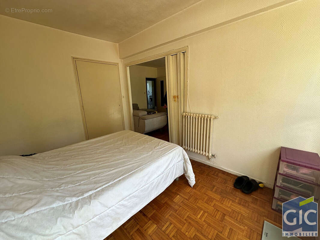 Rive droite 3pp avec balcon - photo 7