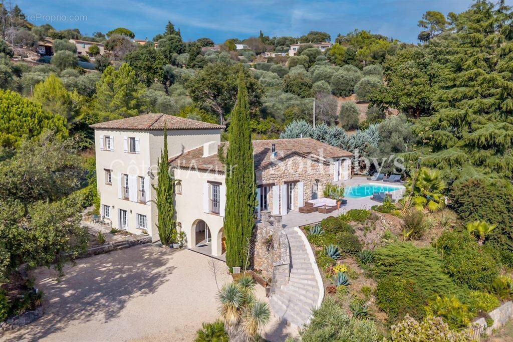 Maison à PEYMEINADE