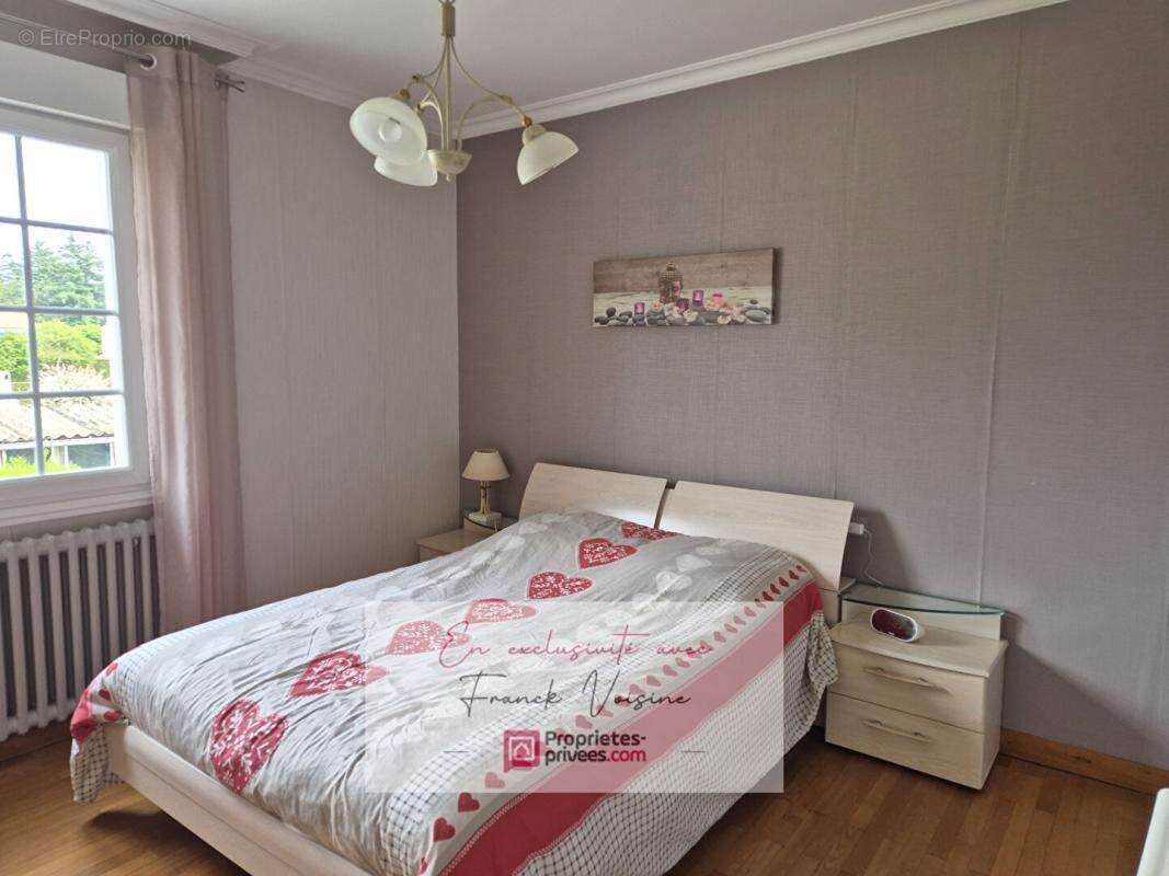 A VENDRE en Exclusivité au Boupère, maison de 135 m2 avec 3 chambres et 1 bureau sur une parcelle de 745 m2 - photo 5