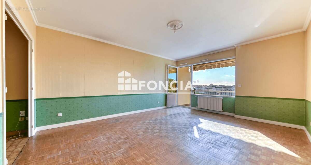 Appartement à CALUIRE-ET-CUIRE