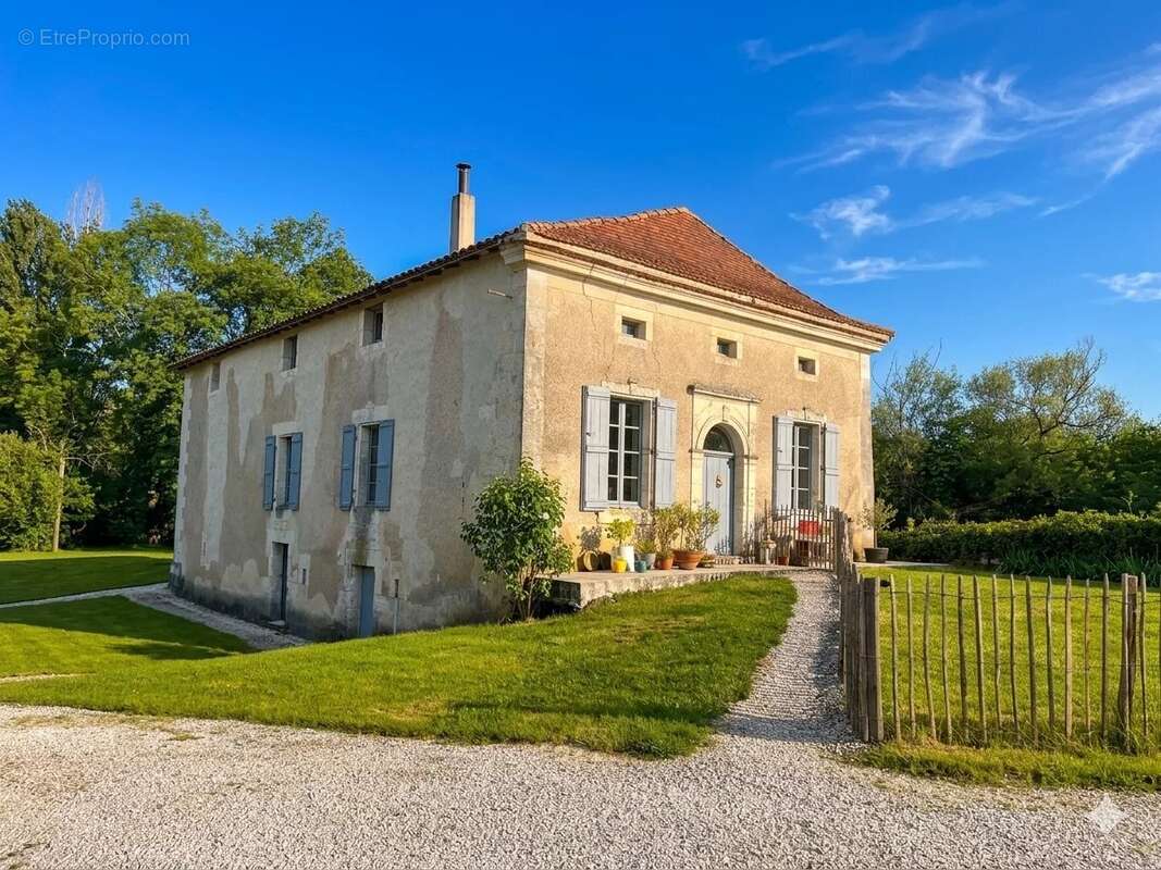 Charmante propriété avec plusieurs habitations dans le Périgord-Vert - photo 3