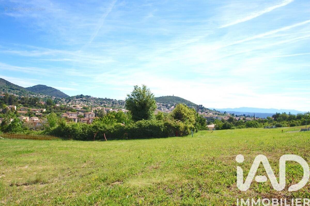 Photo 1 - Terrain à MANOSQUE