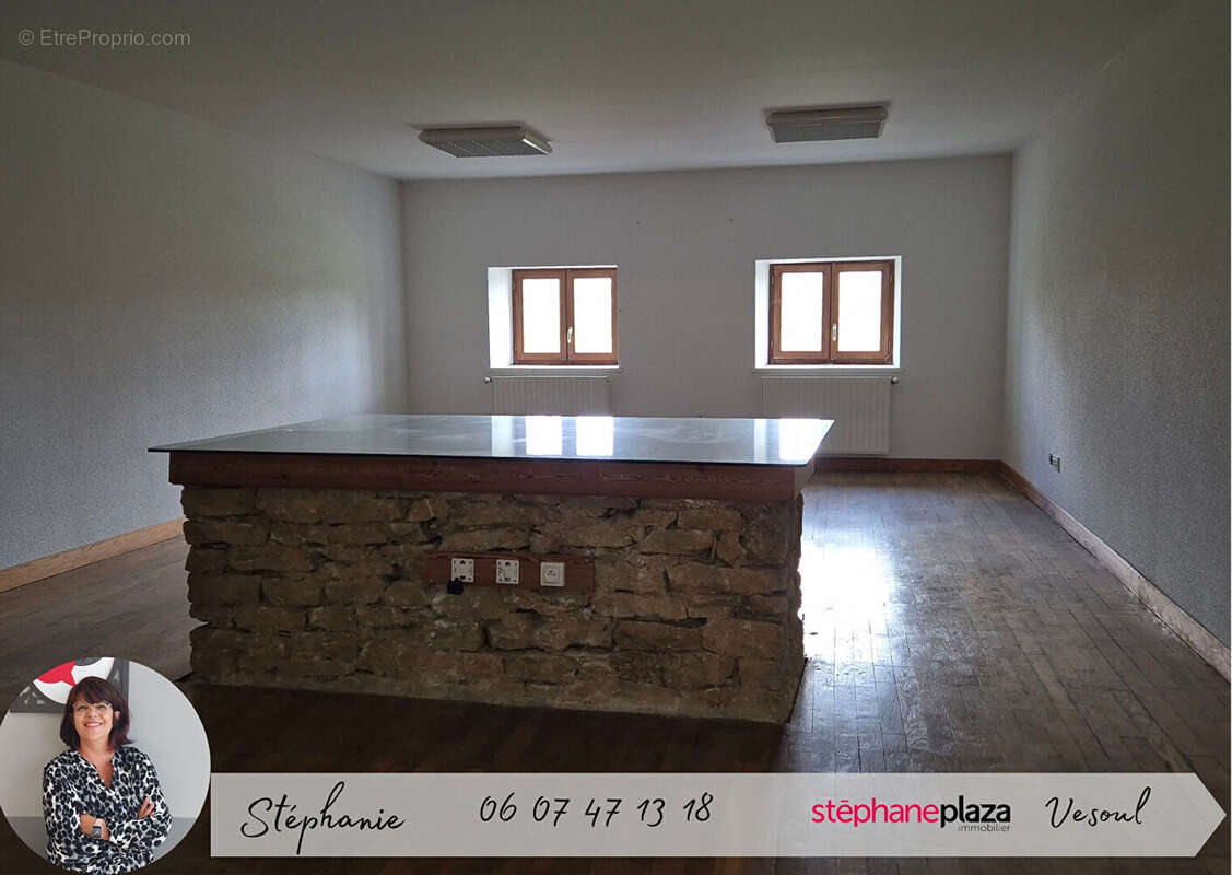 Appartement à PORT-SUR-SAONE