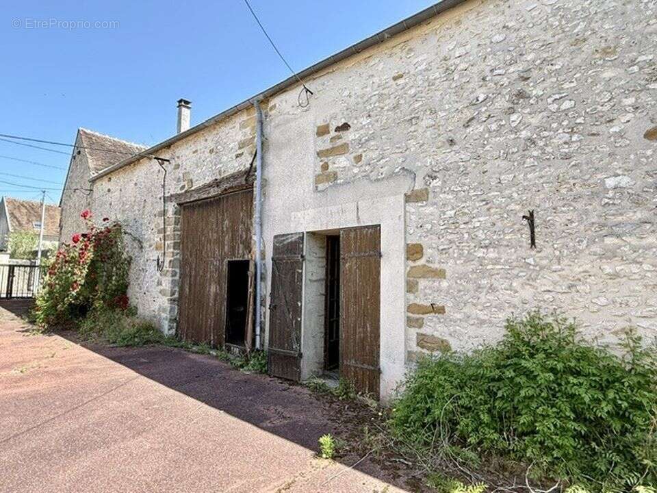 Fermette à vendre à Donnemarie-Dontilly (77520) - 3 chambres - photo 10
