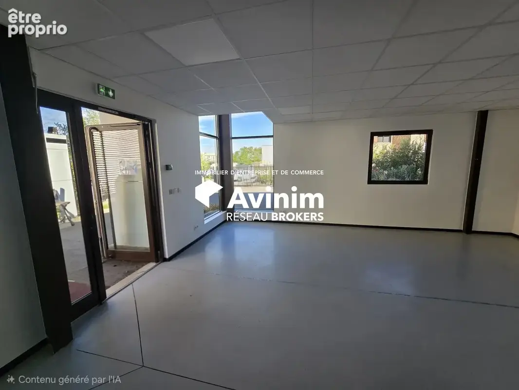 Commerce 350 m² à vendre à Franconville (95130) - photo 2