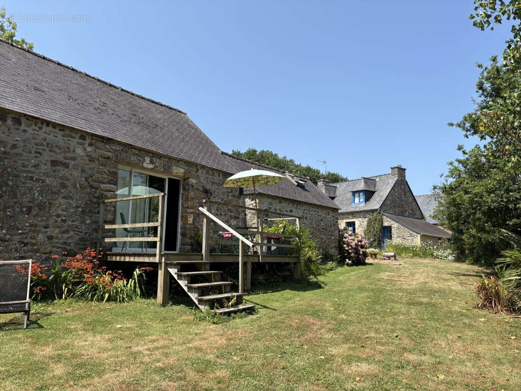 Ensemble immobilier d'exception   2 gîtes avec excellente rentabilité et une magnifique longère en pierre   Pr - photo 26