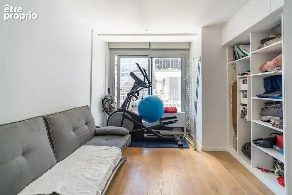 Appartement Puteaux - 3 pièces - 77 m² - Parking - Cave - Balcon - photo 7
