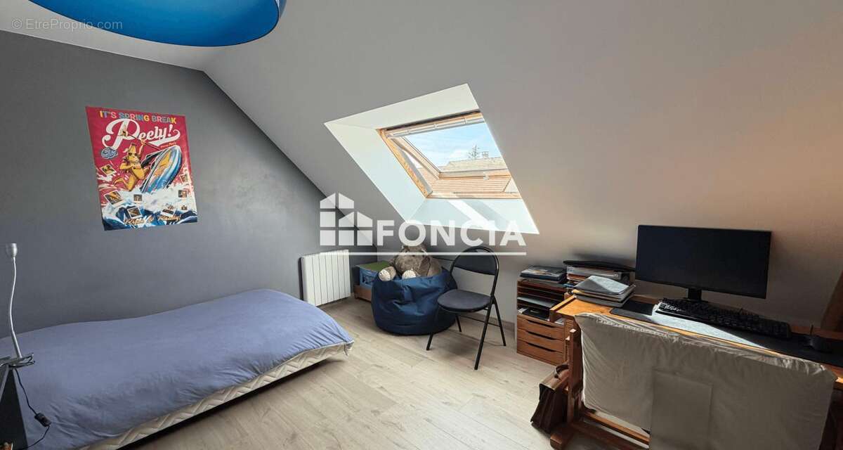 Maison à SAVIGNE-L'EVEQUE