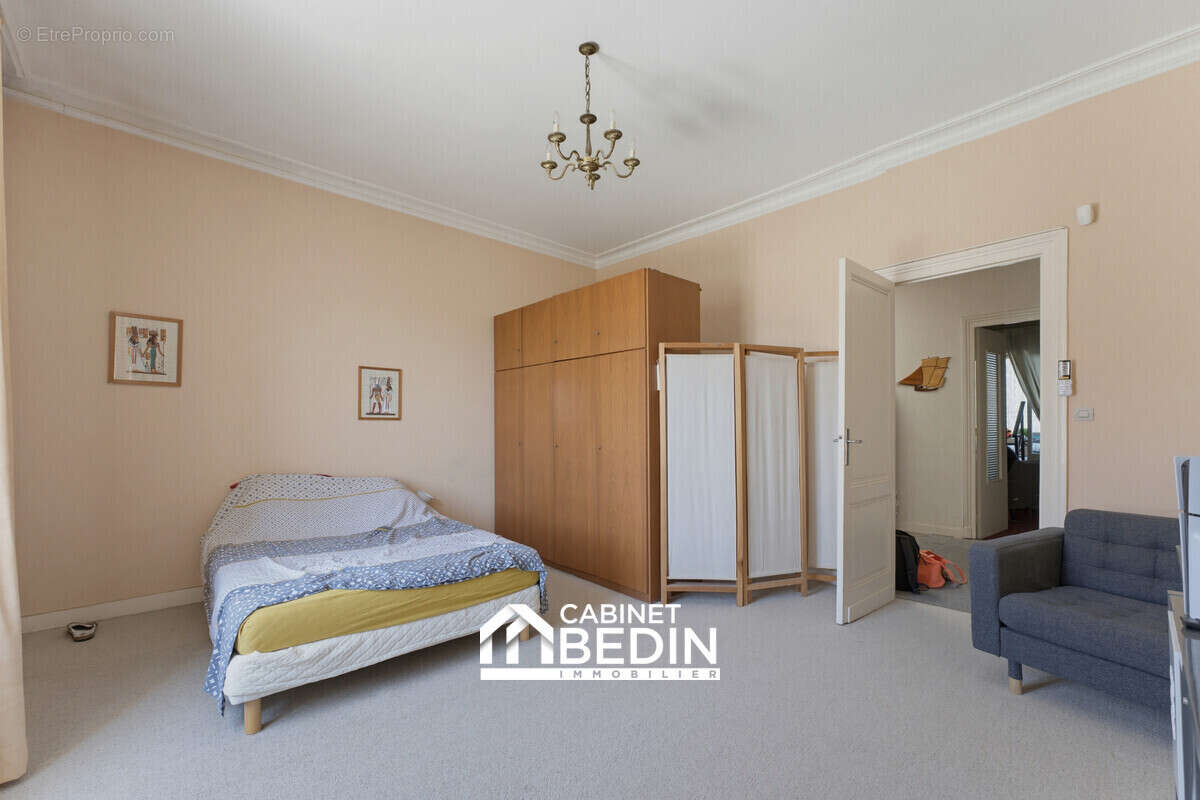 Maison 387 m² à Bordeaux  - photo 4