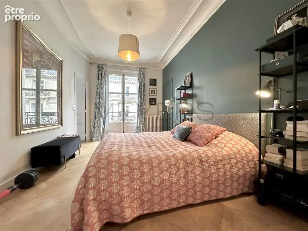 Paris 17ème -   Plaine Monceau, Wagram/Courcelles – 6 Pièces de 180m² - photo 13