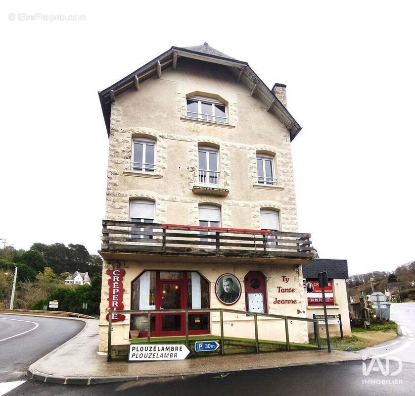 Photo 1 - Commerce à SAINT-MICHEL-EN-GREVE