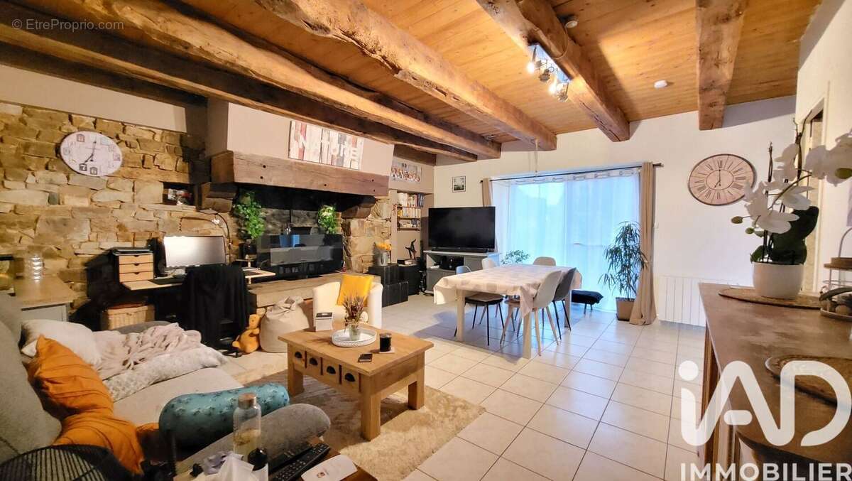 Photo 3 - Maison à SAINT-AUBIN-D'AUBIGNE
