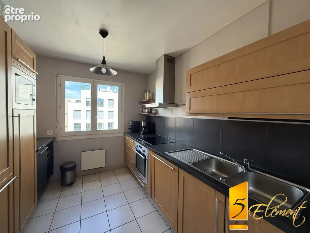 Appartement 90 m² à Lyon-3e  - photo 2