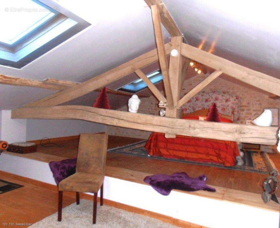 Maison à SAUZE-VAUSSAIS