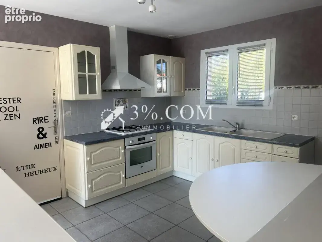 3%. com immobilier à  tercé - photo 8