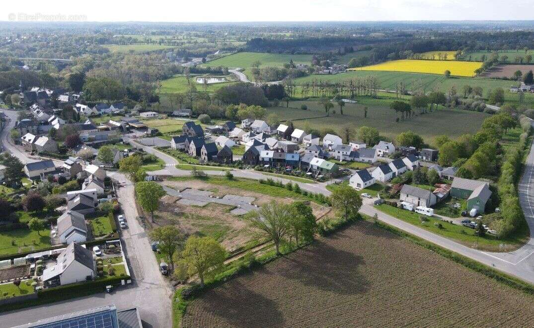 Terrain à bâtir de 453 m² à SAINT-MEDARD-SUR-ILLE (35) - photo 2