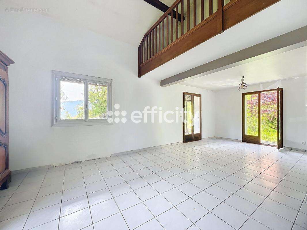 Maison 156 m² à Marignier  - photo 5