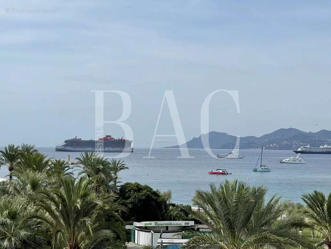 Appartement à CANNES