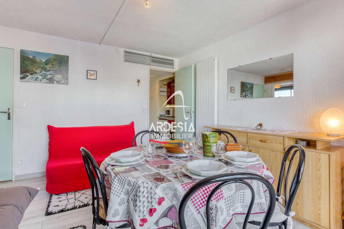 Appartement à LE CHATEL