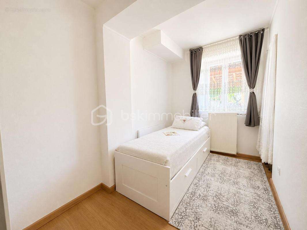 Maison avec deux appartements – Terrain 993 m² – Idéal famille, investissement ou projet locatif - photo 15