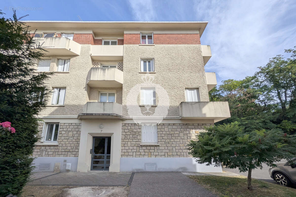 Appartement à CHAMPIGNY-SUR-MARNE
