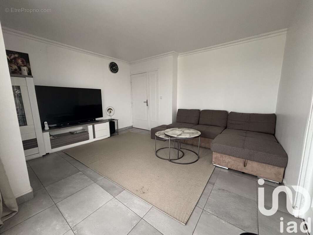 Photo 2 - Appartement à TORCY