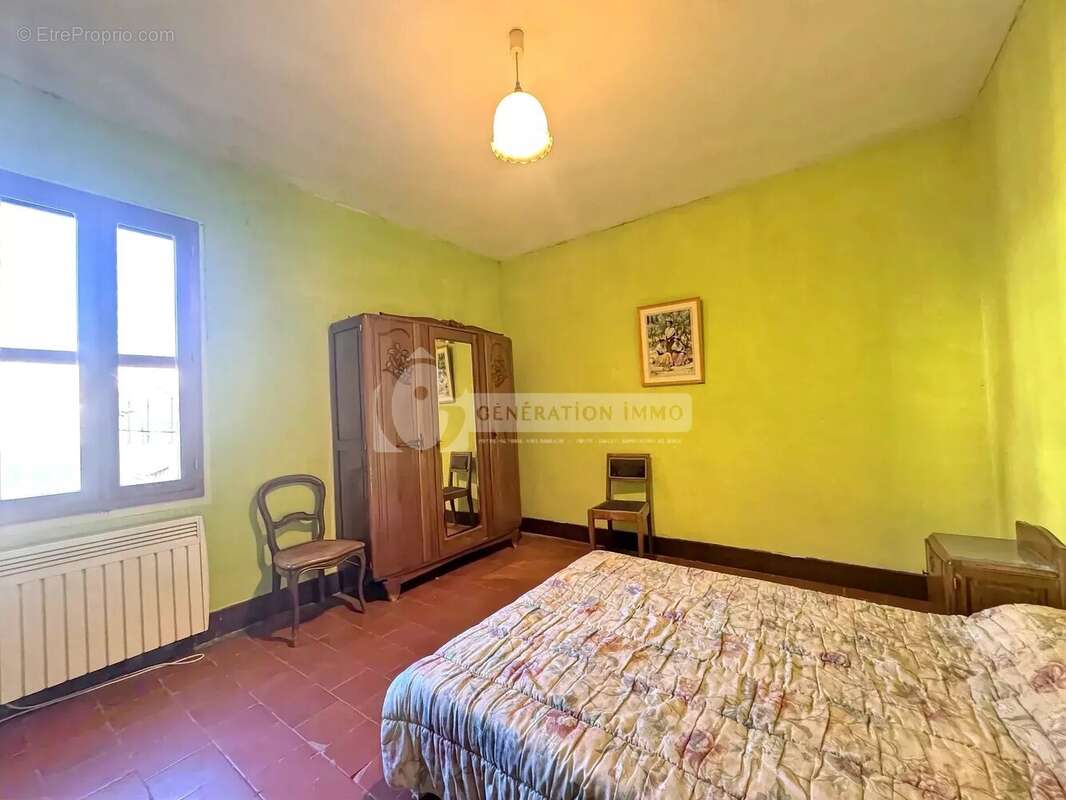 Maison à FONTVIEILLE