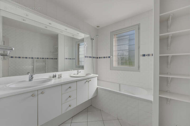 Maison à vendre 6 pièces PREVESSIN MOENS (01) - photo 13