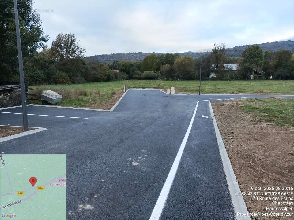 Terrain à CHABOTTES