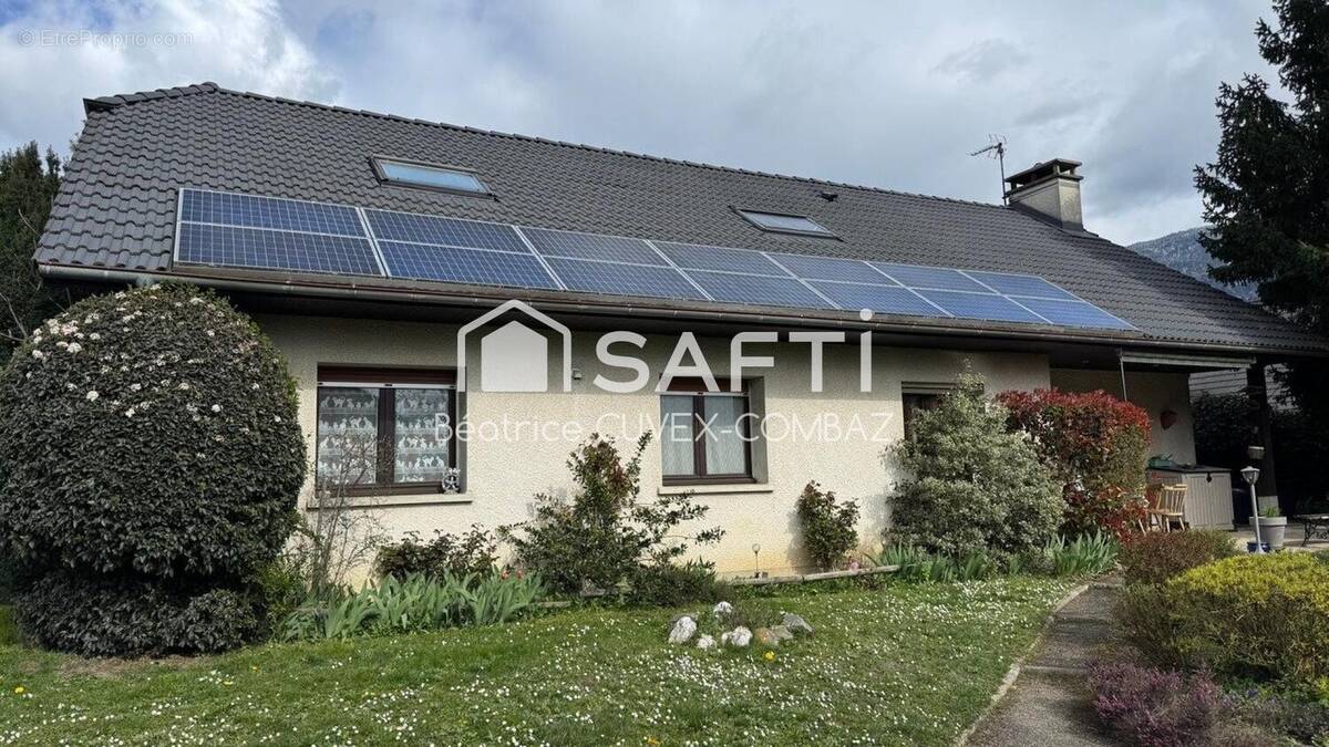 Photo 1 - Maison à GILLY-SUR-ISERE