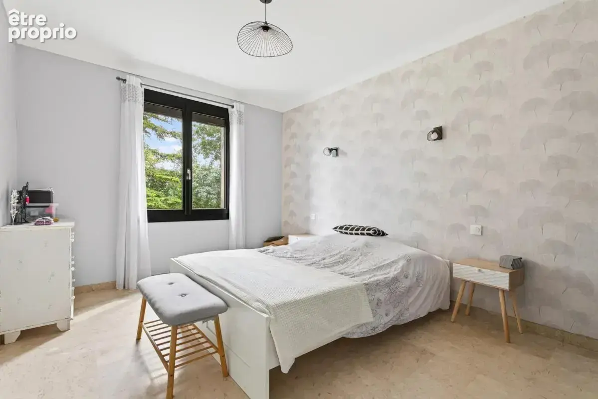 Maison de 6 pièces de 153 m² à Carpentras - photo 11