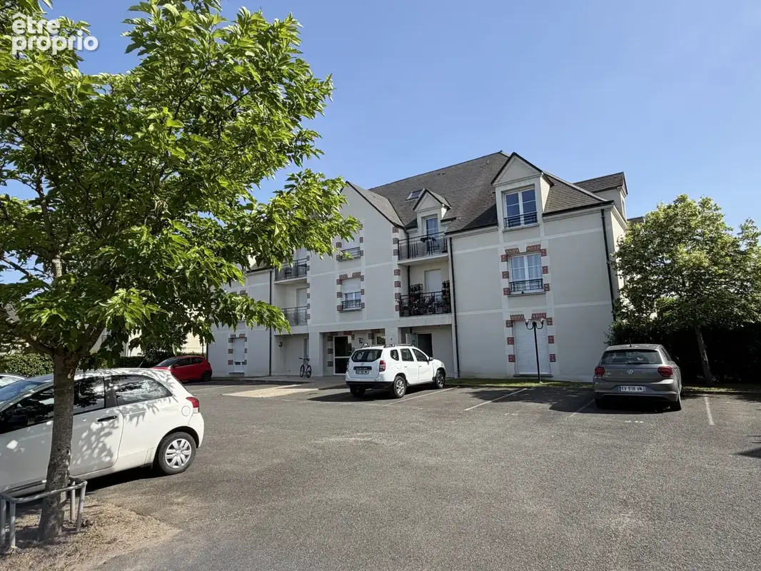 Saint denis en val - centre ville- dans residence  - f3 duplex avec jardin privatif - photo 2