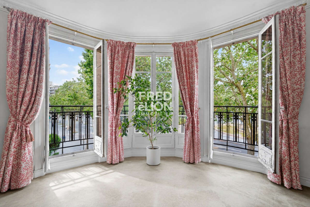 Appartement à PARIS-12E