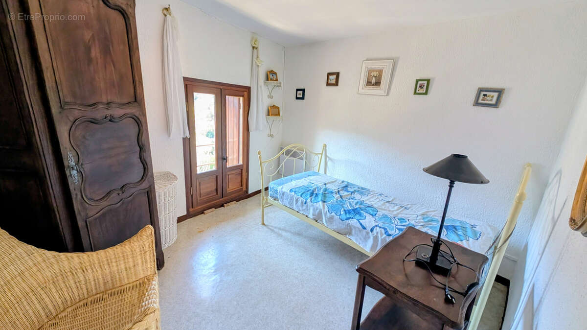 Maison à LAROQUE-DES-ALBERES