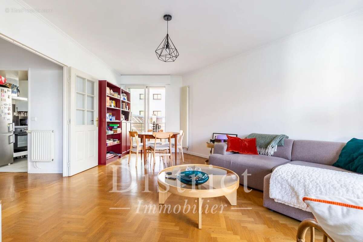 Appartement à PARIS-12E