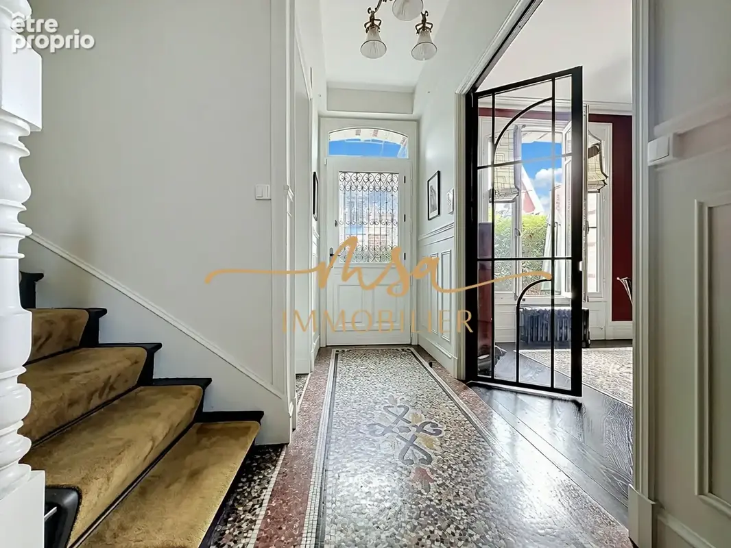 ROUEN SAINT ANDRÉ = Maison de charme de style anglo normande sur 3 niveaux, en parfait état = 4 chambres - photo 10