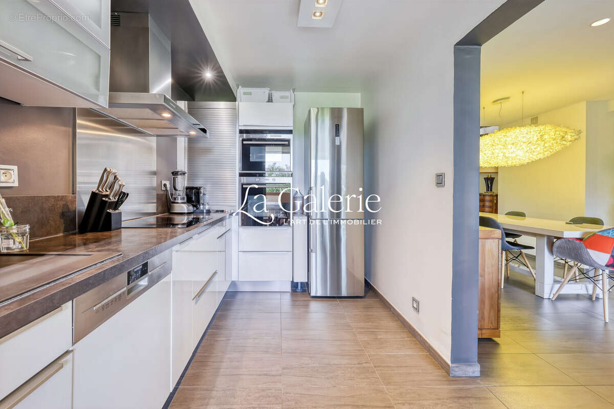 Appartement à CARQUEIRANNE