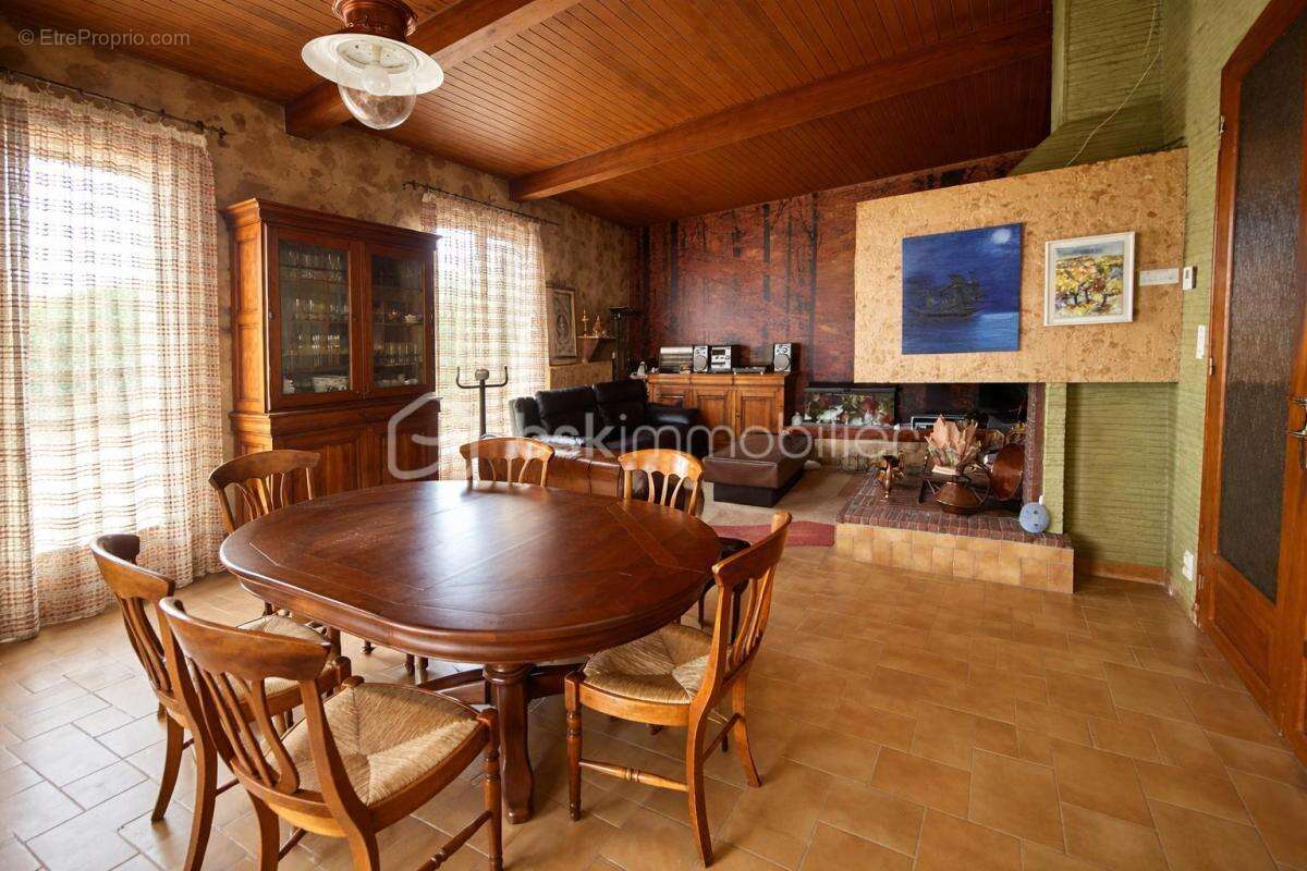 Maison à CASTELCULIER