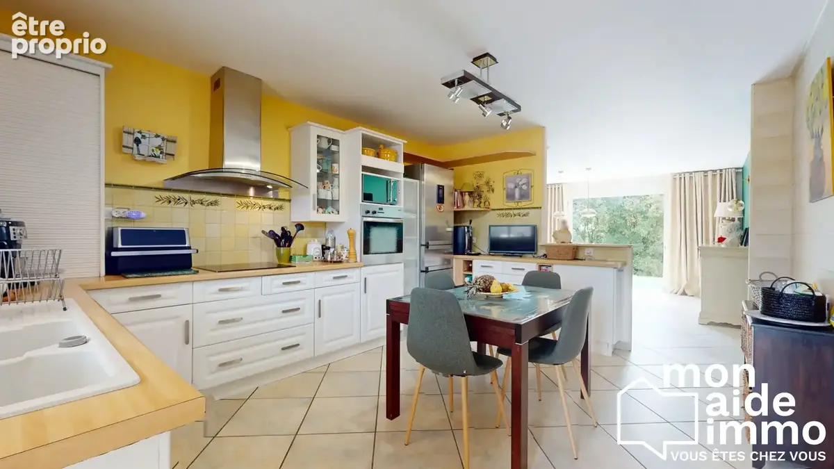 Maison 5 pièces 163 m² à vendre à Branne (33420) - photo 3